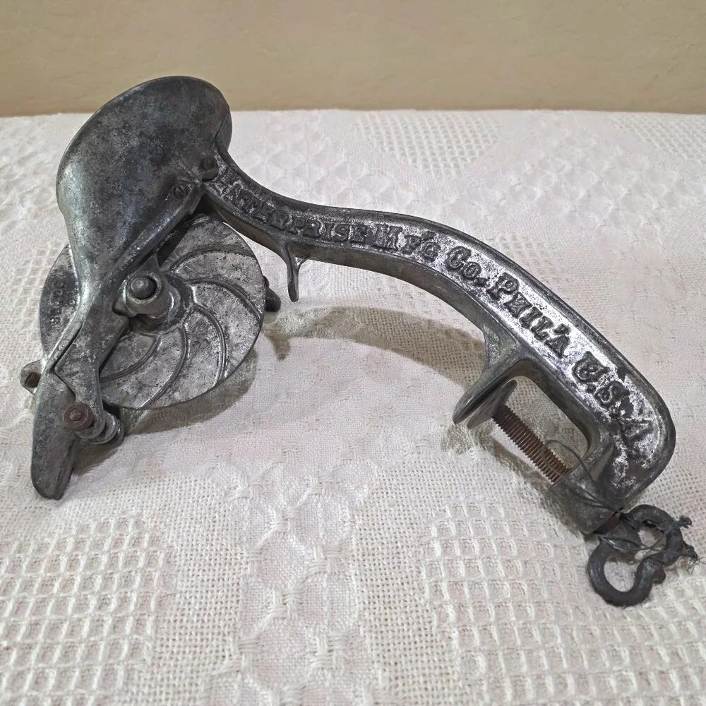 Antique Enterprise Cherry Stoner No 118 Philadelphia PA  USA 1917 Pat Cast Iron